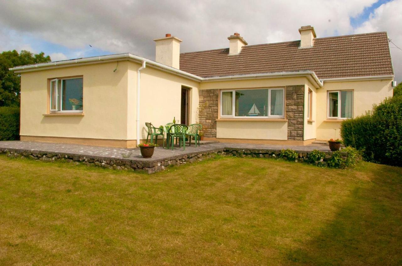 4-Bed Cottage In Co Galway 5 Minutes From Beach Inverin Exteriör bild